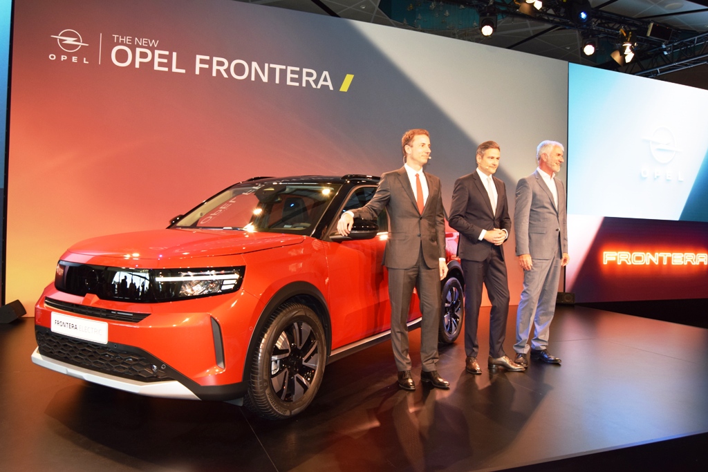 Opel Frontera Otomobil Dünyasına Girdi