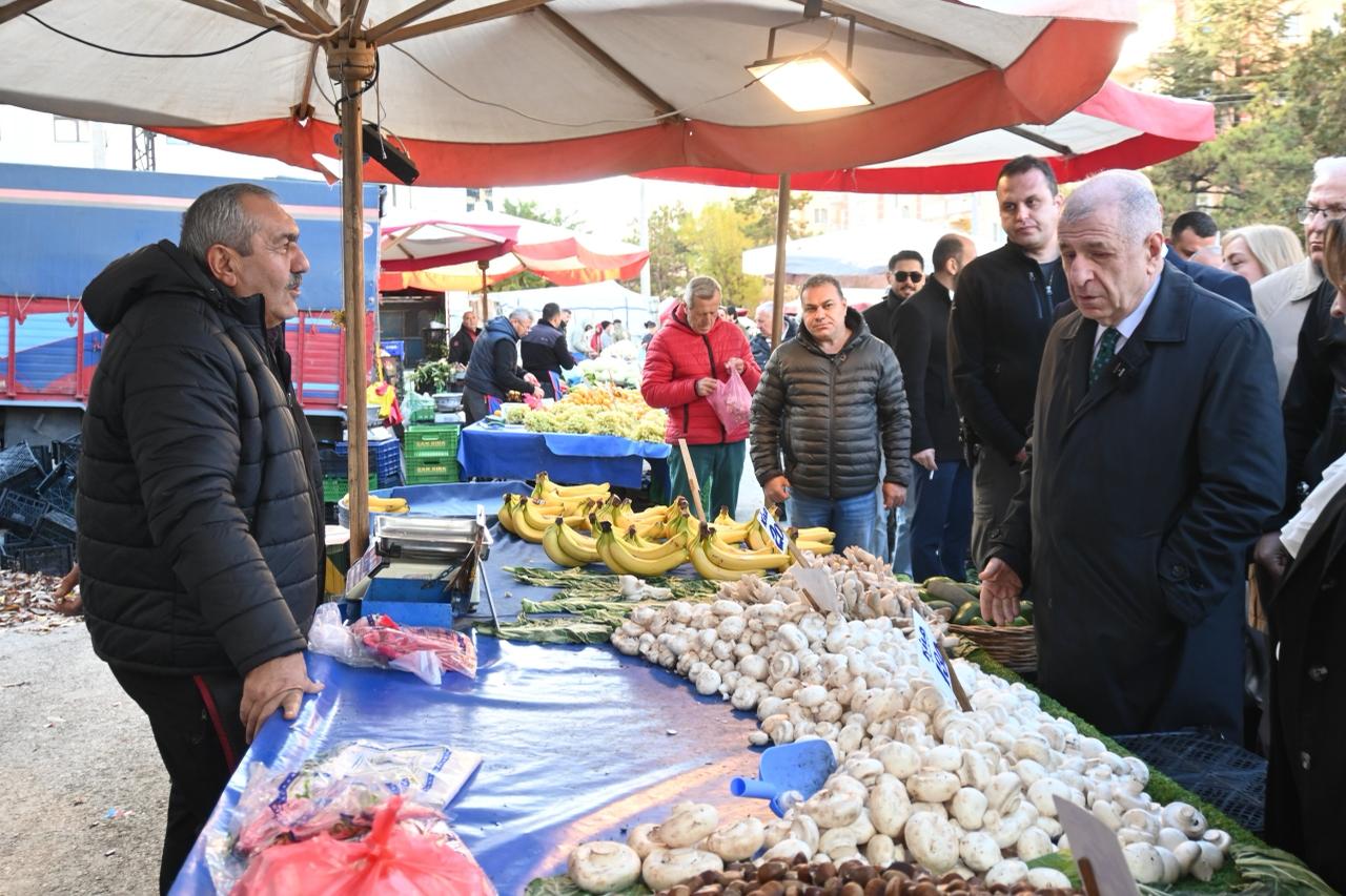 Ümit Özdağ, Eskişehir Pazarında Türkiye’nin Fotoğrafını Çekti